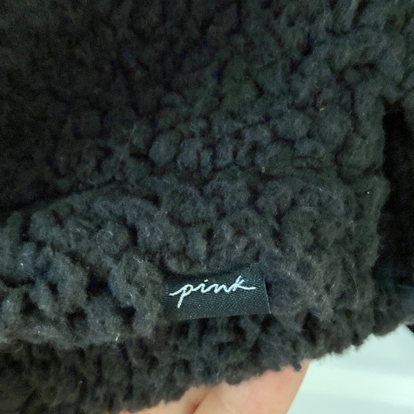 PINK Sherpa Size L brand new with tags size L length 28” bust 42” - Picture 2 of 16